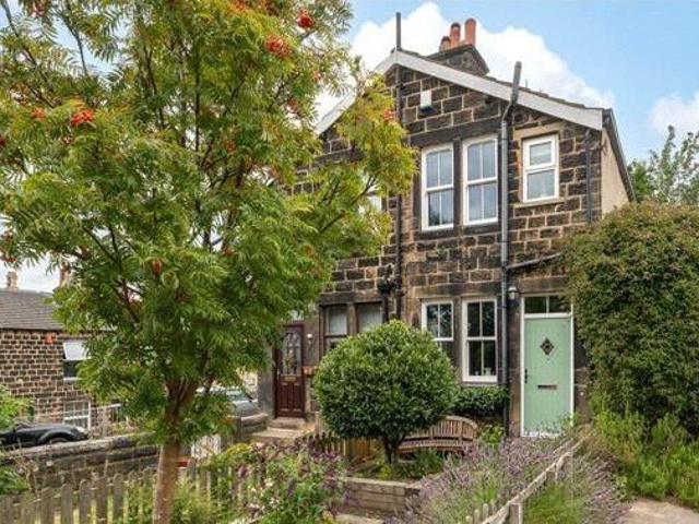 Yeadon, South View Terrace, Leeds, 2 Bedroom Semi detached