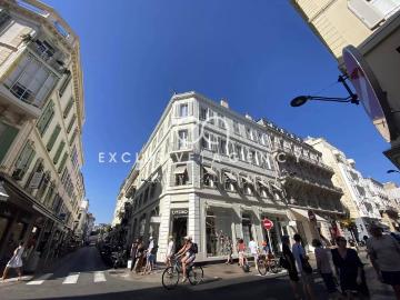 Year Round Unfurnished Rental – 2 Bedroom Apartment – 62 sqm Cannes City Centre