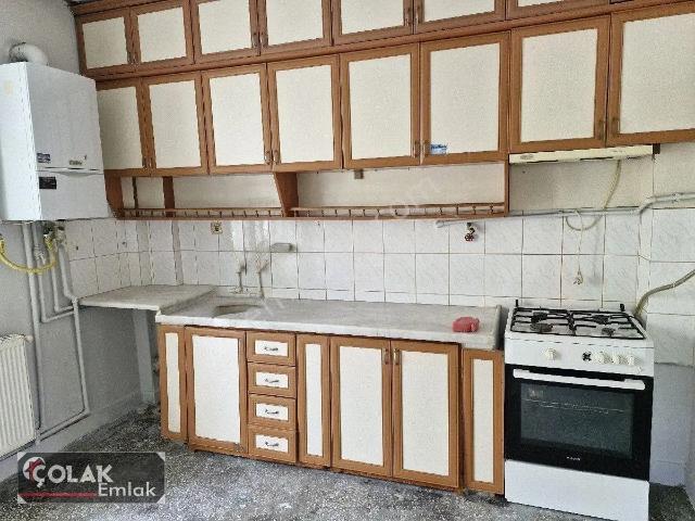 Yedişehitler Mah. Ara Katta Kombili Daire