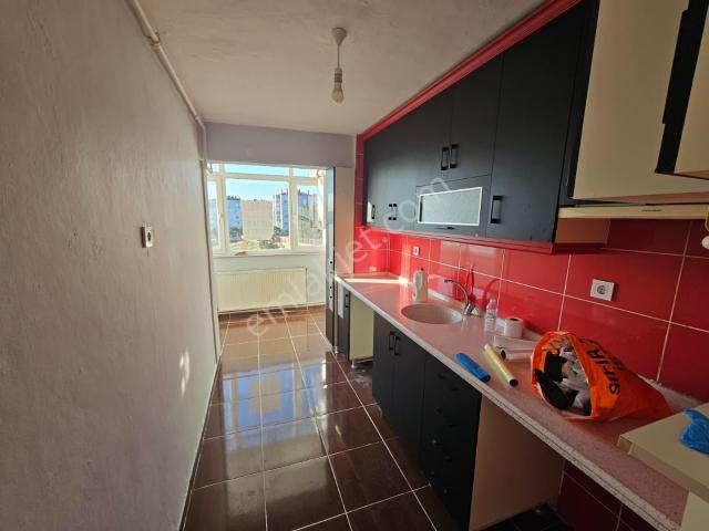Yedigööler Yanı Bakımlı Ve Doğalgaz'lı 2+1 Son Kat Daire