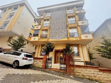 Yeditepe Üni.dibi y.giriş ayrı Mutfak eşyalı Kiralık 1+1 70 M2