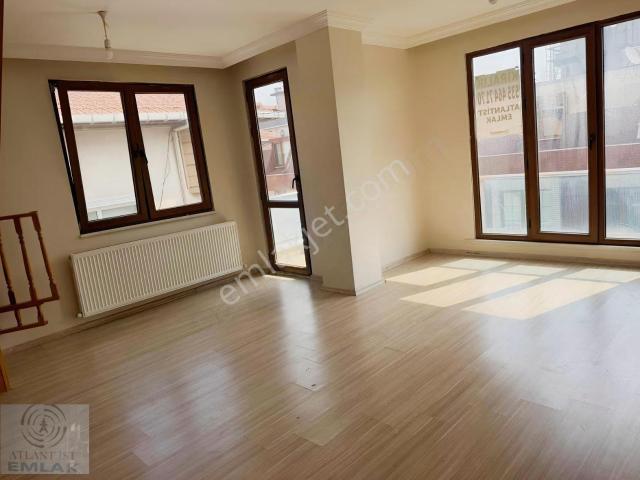 Yeditepe Acıbadem Fb Üni Finans Merkez Metro Okul Asansör Balkon