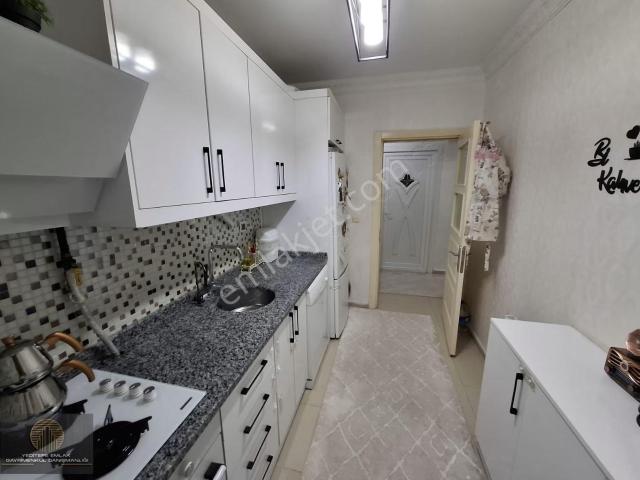 Yeditepe Emlak'tan 3. Etapta Ful Bakımlı Daire !
