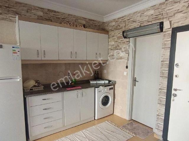 Yeditepe Mah Trammaya Yakıneşyalı 1+1kiracılı Daire