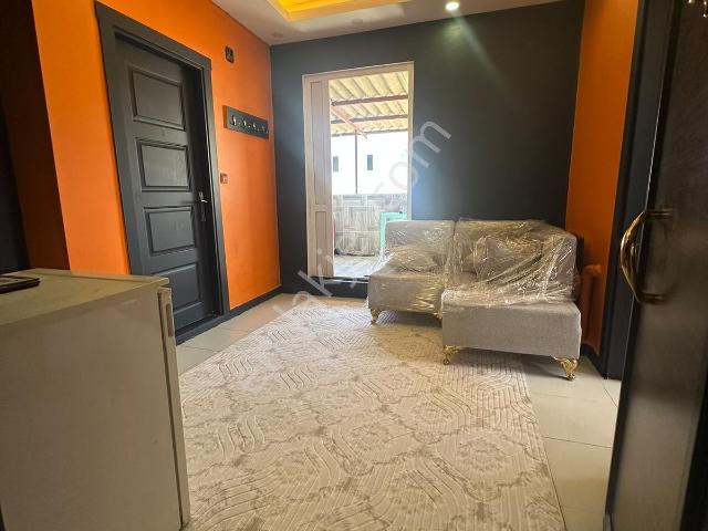 Yeditepe Mahallesinde Kiralık Bakımlı Teraslı 1+1 Daire