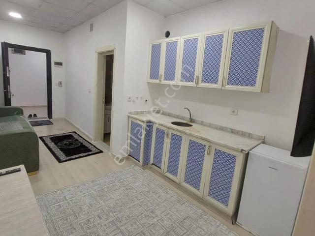 Yeditepede Kiralık Eşyalı 1+1 Daire