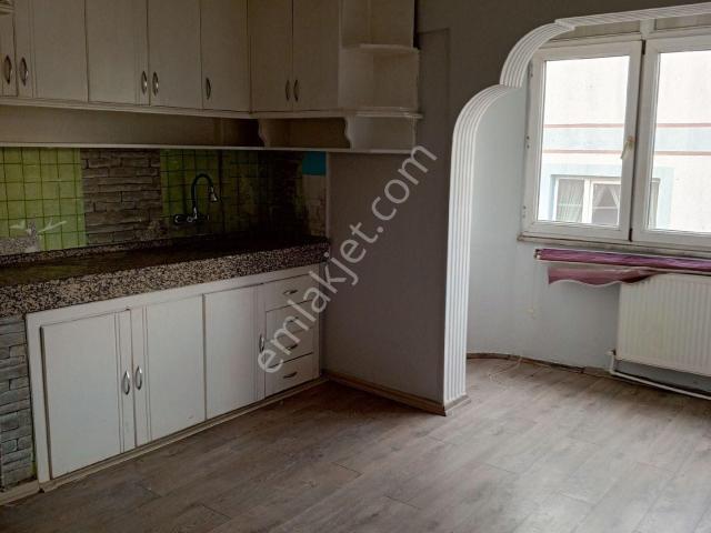 Yeliz'den Soma Nakliyeciler Okulu Yanında Kiralık 3+1 Daire