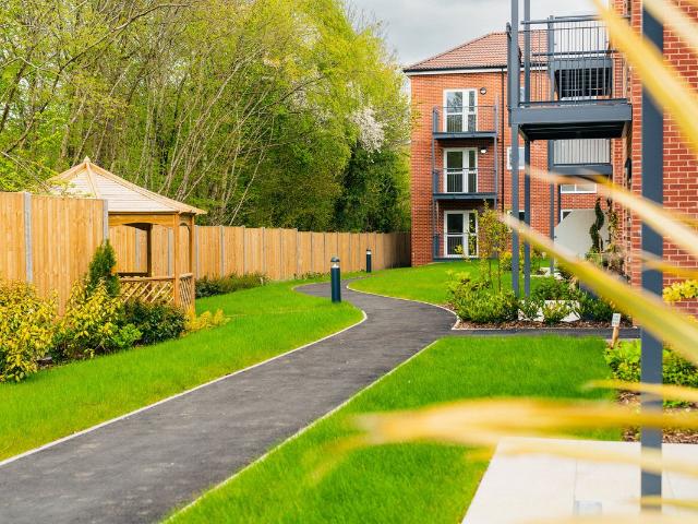 Yelland Place, 46 New Road, Tadley RG26, 2 bed flat to rent, £2,945 pcm | PrimeLocation