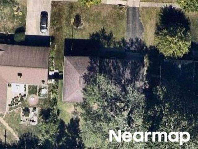 Yellowwood Dr