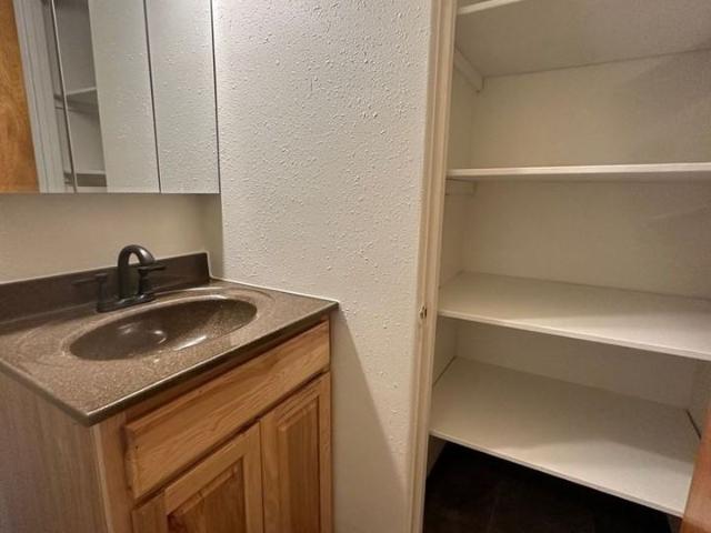 Yellowstone Apartments 1 Bedroom Apartment for Rent at 426 4th Ave N, Great Falls, MT 59401