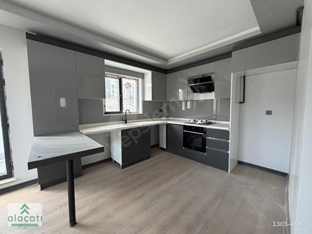 YERDEN ISITMAGÜNEYDOĞU CEPHEADA MUTFAK55M2 GENİŞ 1+1 KİRALIK
