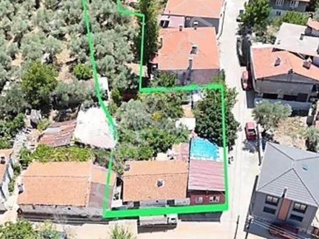 Yerkesik'te 793 M2 Arsa İçinde İki Ev Boş Arsa Fiyatına!