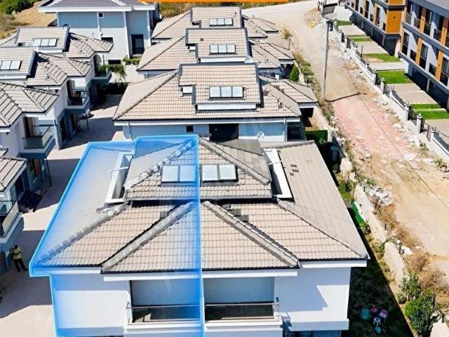 YERLİTÜRK'TEN KADIKÖY OKUL BÖLGESİ DAİRE FİYATINA SATILIK VİLLA