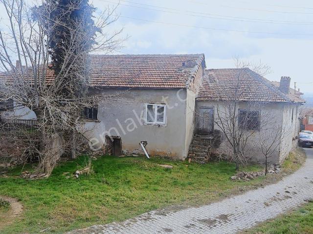 Yerli Gayrimenkul'den Uşak karahallı Külköy De Taş Ev