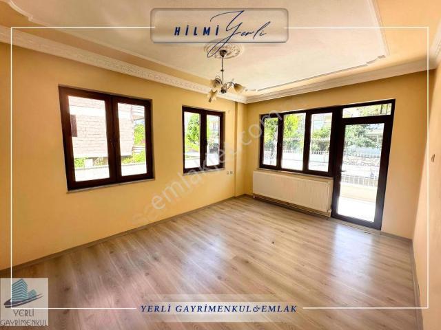Yerli Gayrimenkul'den Saray Mahallesinde 3 + 1 160 M² Daire