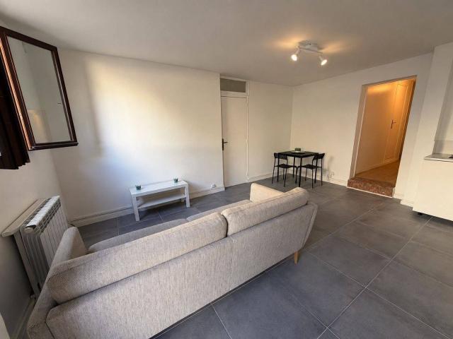 Yerres centre – Grand appartement 2/3 pièces 50 m² avec espace polyvalent ou garage attenant de 13 m²