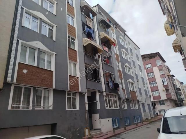 Yeski Emlâk İnşaattan Eminevim Satılık Merkezi Konumda 3+1 Masrafsız Adalet Mahallesi