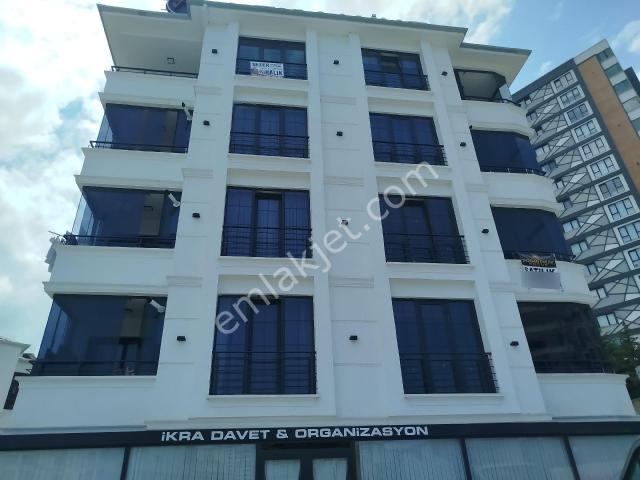 Yeski Emlâk İnşaattan Kiralık Sıfır 1+1 Caddeye Cephe