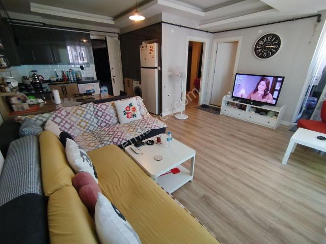 Yeski Emlâk İnşaattan Satılık 1+1 İçi Özel Yapım Geniş Ferah