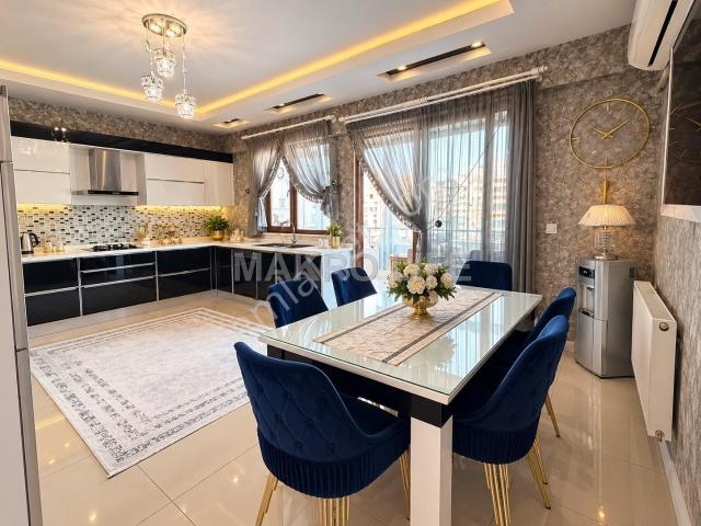 Yetişen Alır Bağcıların En İşlek Konumunda 4+1 Full Yapılı Daire
