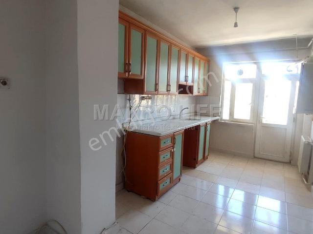 Yetişen Alır Emek Cadesinde Satılık 2+1 Daire