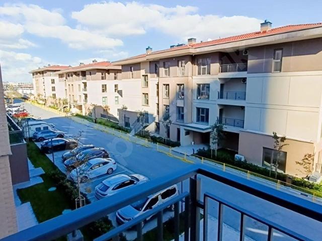 YETKİLİ EMLAK OFİSİNDEN NEZİHPARK BAHÇEKENT 1+1 KİRALIK ARA KAT