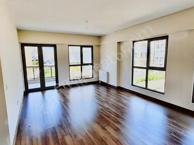 Yetkili Adem Aslan'dan Satılık Nef Çamlıtepede 162 M² Geniş 3+1