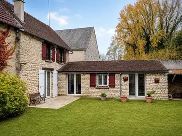 Yèvre la Ville 45300 Achat / Vente maison 5 pièces t5 jardin