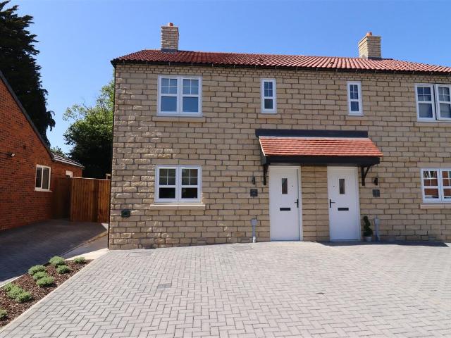 Yew Dene Grange, Willerby HU10, 3 bed semi detached house to rent, £1,195 pcm | PrimeLocation