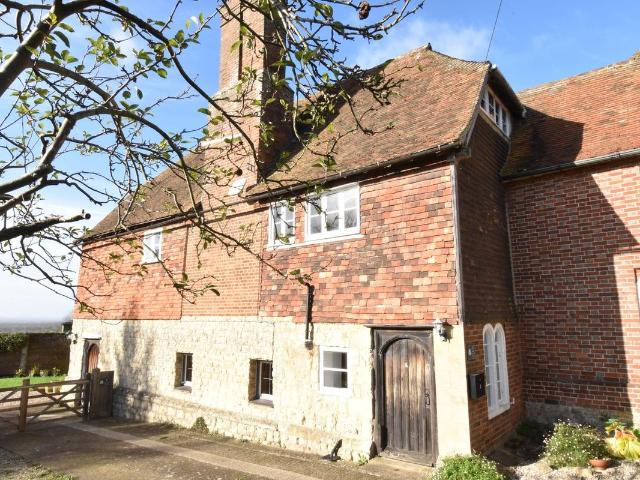 Yew Tree Cottages, The Street, Pluckley TN27, 3 bed cottage to rent, £1,450 pcm | PrimeLocation