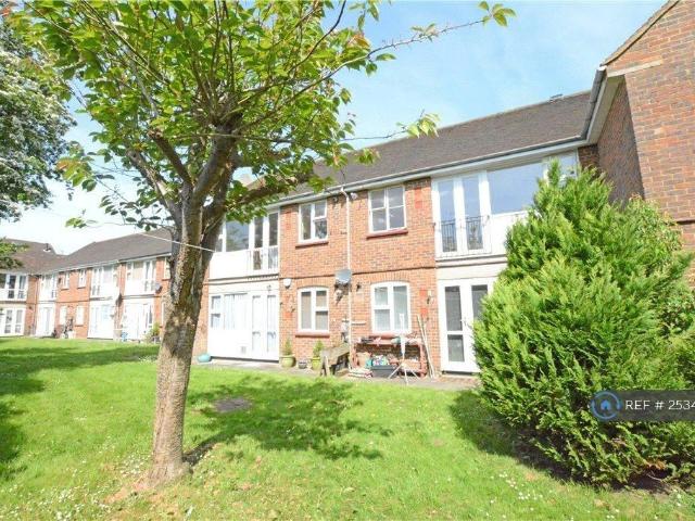 Yew Tree Close, Beaconsfield, HP9 1 bed flat to rent £1,295 pcm £299 pw