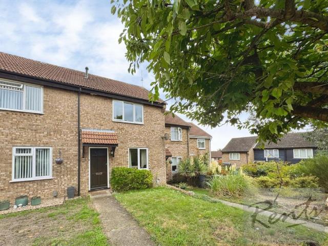 Yew Tree Rise, Ipswich IP8 2 bed terraced house to rent £975 pcm £225 pw
