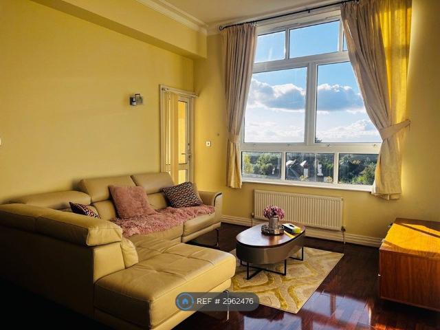 Yew Tree Road, Birmingham B13, 2 bed flat to rent, £1,300 pcm | PrimeLocation