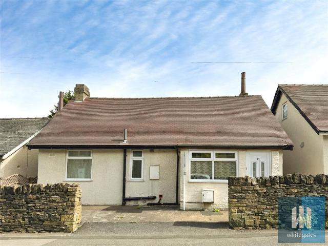 Yews Hill Road, Lockwood. 2 bed bungalow to rent £975 pcm £225 pw