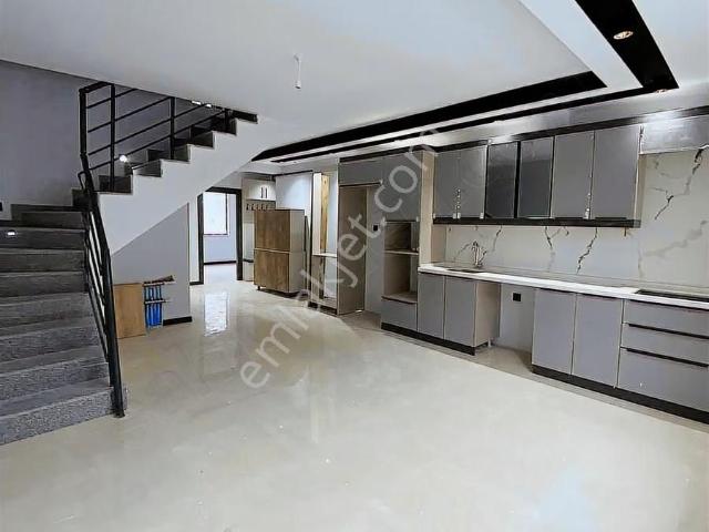 Yk Batıkent Mah. Özel Garajlı Lüx 5+1 Dublex Daire