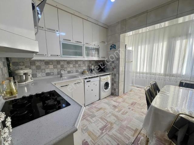 Yks Gayrimenkulden Kosova Mh 3+1 Bakımlı Satılık Daire
