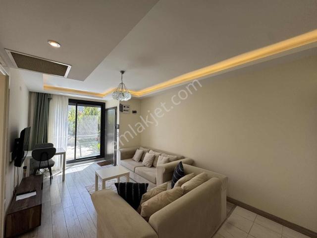 Yiğit Gayrimenkul'den Ilıcada 1+1 Lüks Kiralık Daire