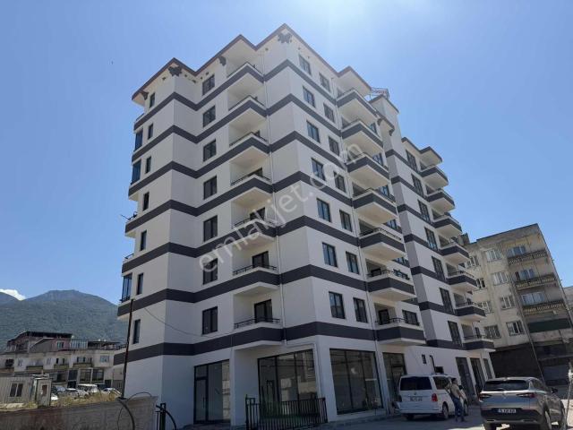 Yiğitlerde Metro Dibinde Sıfır Kiralık 3+1 Daire