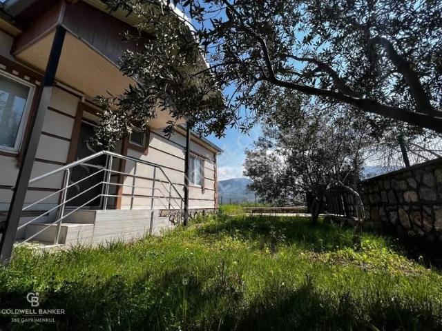 Yiğitlerde 3018 M2 İçinde 6+2 Tek Katlı Otoparklı Müstakil Villa