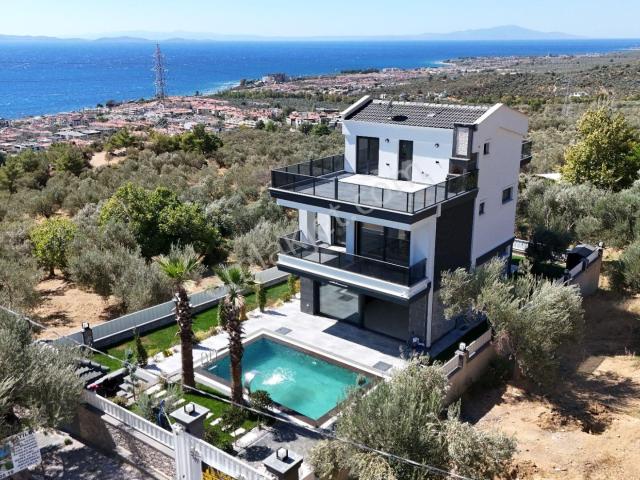 Yiğit'ten Altınolukta 5+1 Spa Konforu Havuz Jakuzi Hamamlı Villa
