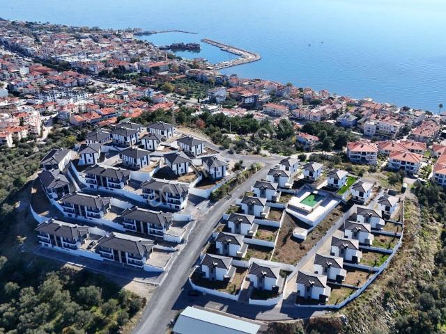 Yiğit'ten Küçükkuyuda Havuzlu Full Deniz Manzaralı 3+1 Lüx Villa