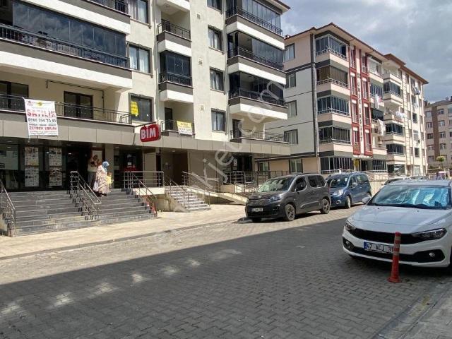 Yine * Abana Zeybek Emlâk Tan 2+1.şehir Merkezi Süper Konum