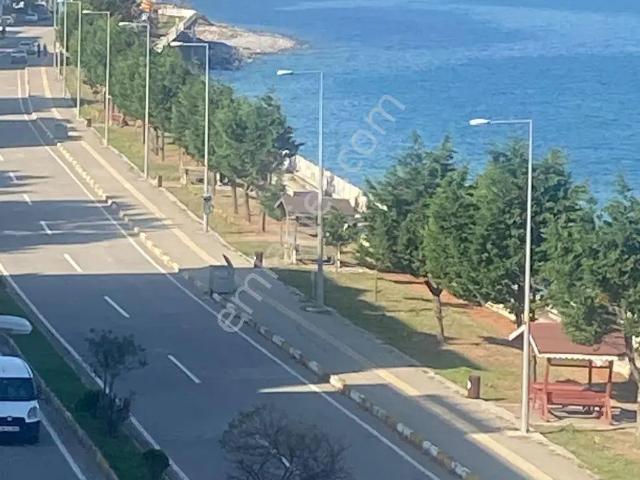 Yine Zeybek* Den Eşsiz Deniz Manzaralı 3+1/130.m2 Doğalgazli