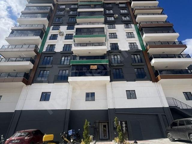 YIL GROUPTAN SATILIK LÜKS OTURUMA HAZIR 2+1 DAİRE