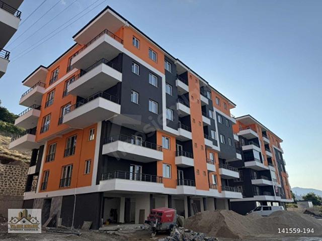 YILDIZ EMLAK'TAN ARA KAT YERDEN ISITMALI 3+1 SATILIK LÜX DAİRE.