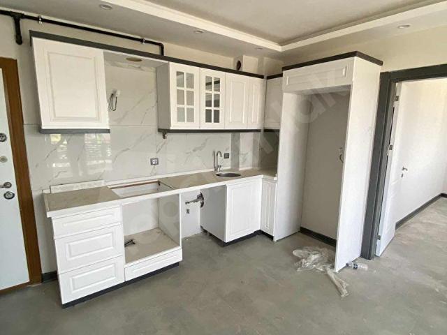 YILDIZ EMLAK'TAN SATILIK FIRSAT DAİRE