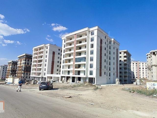 YILDIZKENTTE YENİ BULVARA YAKIN SIFIR SATILIK 3+1 LÜKS DAİRE
