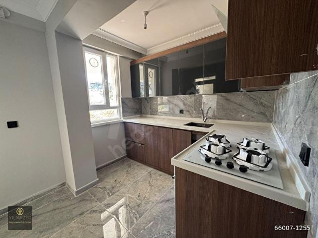 YILMAZER'DEN BEŞİKKAYA'DA DÜZGİRİŞ LÜKS TASARMLI 2+1 SIFIR DAİRE