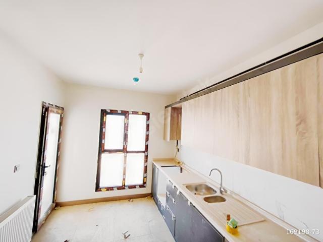 YISUF KARADAĞLIDAN KİLTEPE TOKİDE KİRALIK 3+1 DAİRE