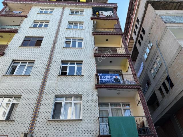 Yomra'da Satılık 3+1 Daire